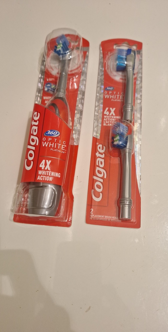 Colgate 360 Optic White Platinum Electric Toothbrush - Silver/Red